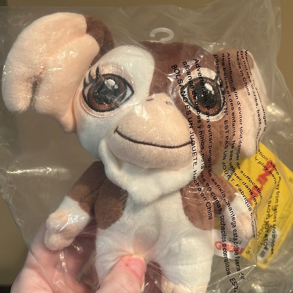 Gizmo plush NWT - Picture 3 of 4